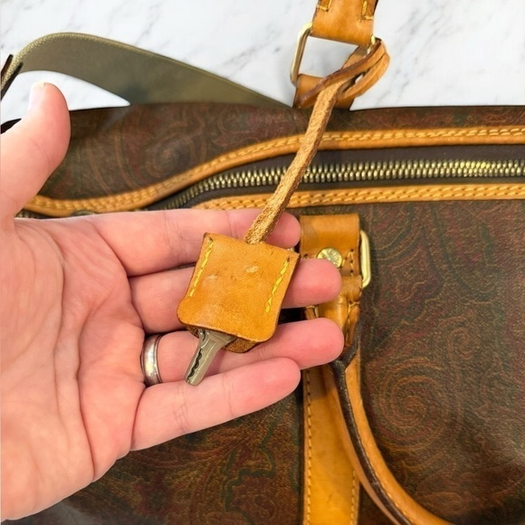 ETRO 1992 Vintage Boston Bag Paisley PVC Leather Duffle with Strap Lock and Key - Picture 4 of 16